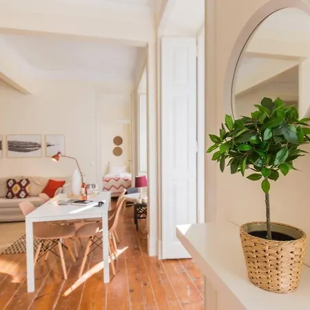 Lägenhet 135 B - Alfama Renovated Charming Historic Flat Near Baixa *