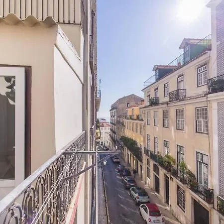Lägenhet 135 B - Alfama Renovated Charming Historic Flat Near Baixa Lisboa
