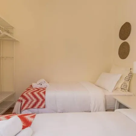 Lägenhet 135 B - Alfama Renovated Charming Historic Flat Near Baixa *