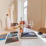 135 B - Alfama Renovated Charming Historic Flat Near Baixa