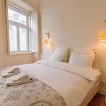 135 B - Alfama Renovated Charming Historic Flat Near Baixa Lisboa