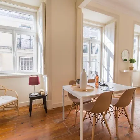 Apartamento 135 B - Alfama Renovated Charming Historic Flat Near Baixa *